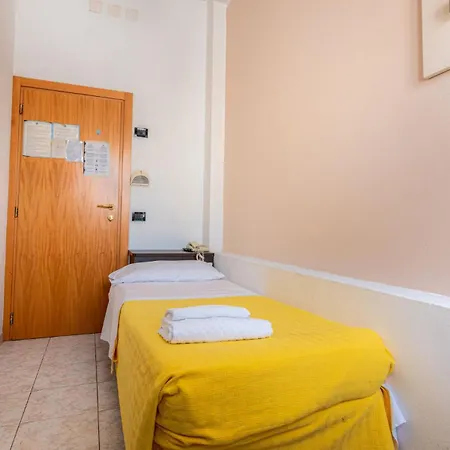 Hotel Villa Dina-3
